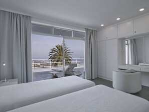 4 slaapkamers, een strijkplank/strijkijzer, internet, beddengoed