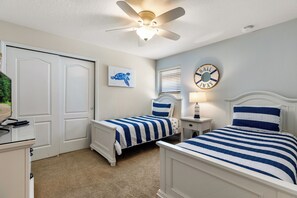 8 Schlafzimmer, Bügeleisen/Bügelbrett, Reisekinderbett, kostenloses WLAN