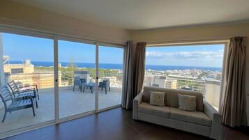 Televisio, pöytätennispöytä