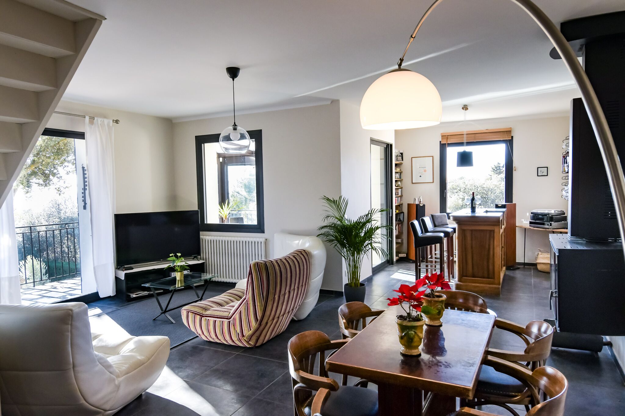 Villa 6 persons Pool and outdoor bar - overlooking the Alpilles