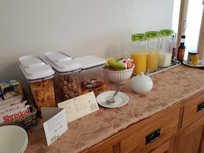 Free daily cooked-to-order breakfast