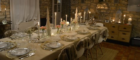 Banquet hall