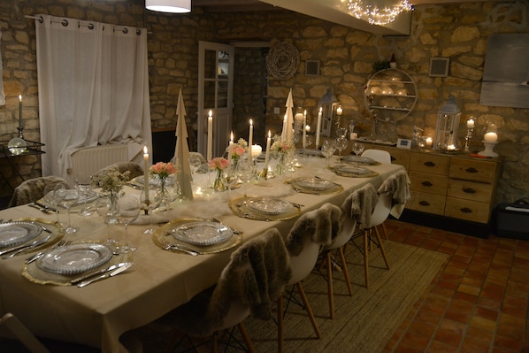 Banquet hall