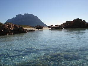 Beach - Villa with parking and veranda, 900 m from the beach - San Teodoro (San Teodoro)