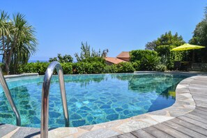Utomhuspool