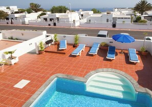 Piscine extérieure, piscine chauffée