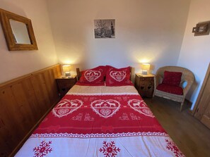 4 soverom, strykejern/-brett, wi-fi (inkludert) og rullestolvennlig