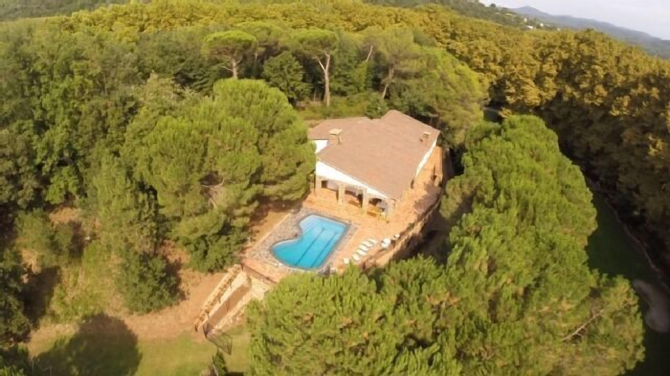 Self catering Rural Can Cambo Nou for 16 people