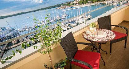 Kaunis merinäköala Pula