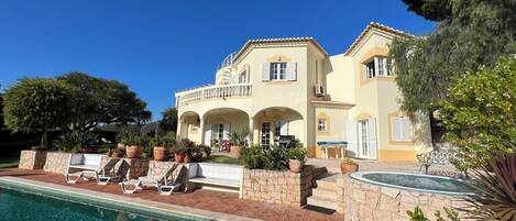 Außenpool, beheizter Pool