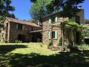 Exterior - Le Petit Moulin, tranquil renovated watermill (Saint-Vincent-D'olargues)