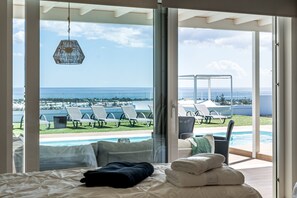 Outdoor pool, a heated pool - THE NEW VILLA LOS ROQUES - NEWLY RENOVATED-MODERN AND INTIMATE - BEAUTIFUL VIEWS (Playa Blanca)