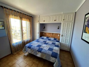 3 soverom, strykejern/-brett og internettilgang