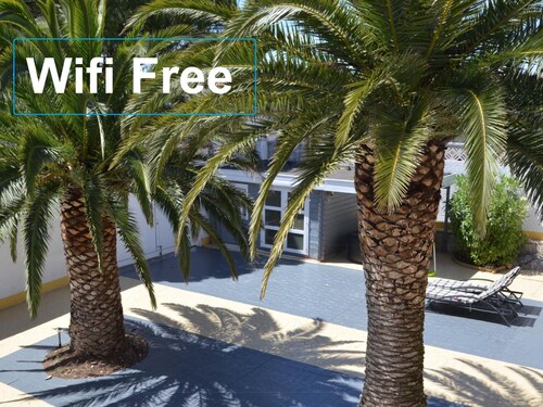 Pinya gemütliches Haus mit Grill und großer Terrasse