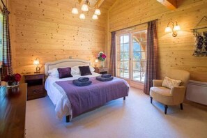 5 chambres, bureau, fer et planche à repasser, Wi-Fi gratuit
