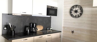 子供の村に面したスタジオセンターAvoriaz、4名