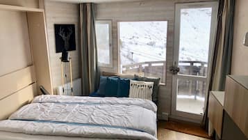 1 bedroom, iron/ironing board, WiFi