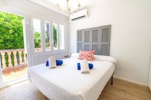4 habitaciones, cuna de viaje, wifi gratis y ropa de cama 