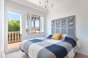 4 habitaciones, cuna de viaje, wifi gratis y ropa de cama
