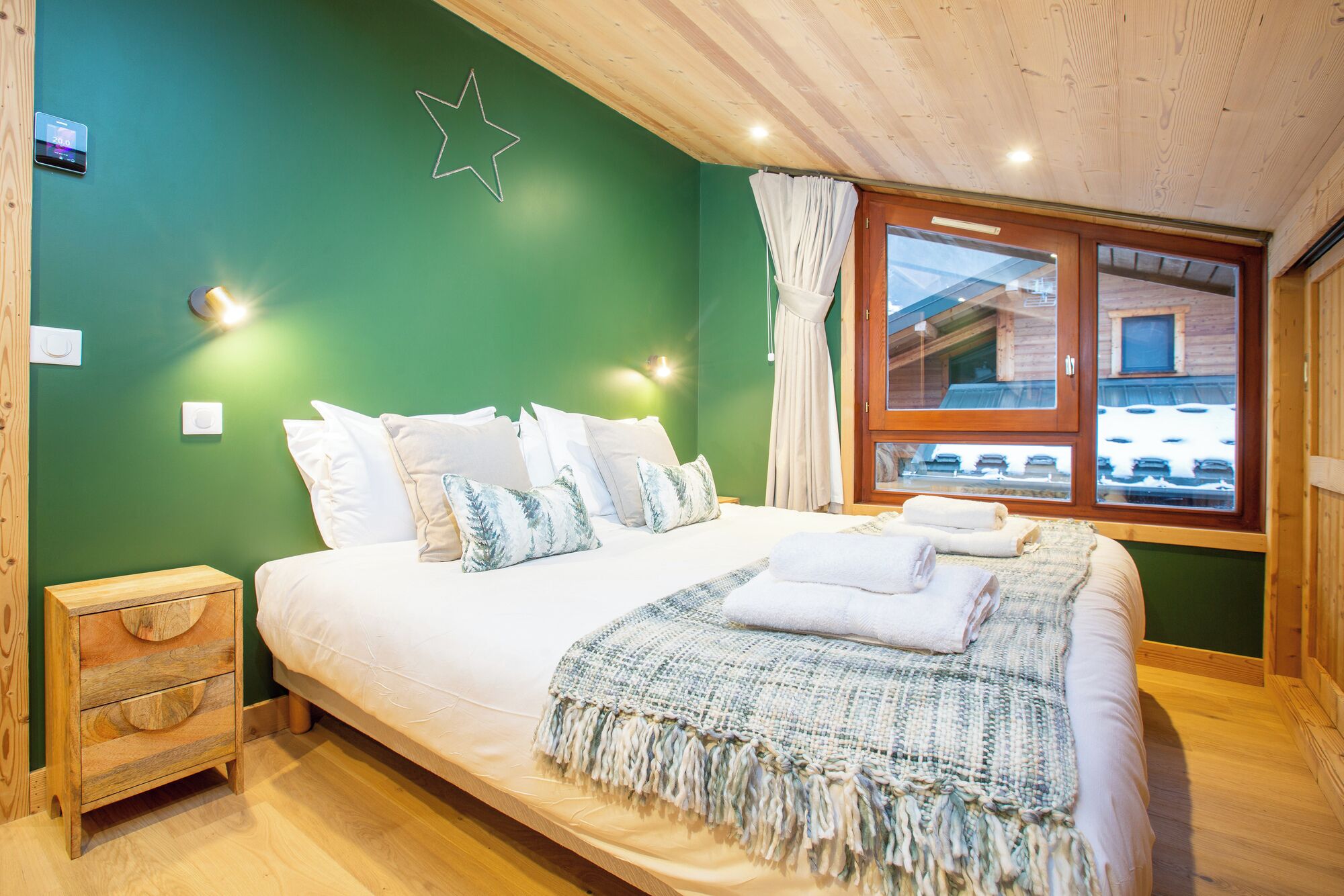 4 chambres, lit parapluie, Wi-Fi gratuit, draps fournis