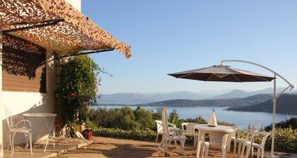 Coti Chiavari: Rez de villa F4 proche de la superbe plage de mare e sole