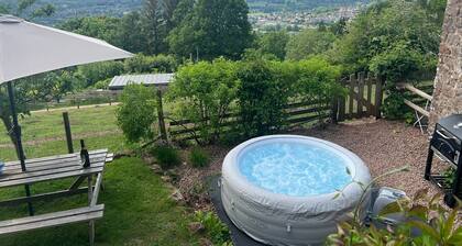 Wunderschön umgebaute Scheune mit herrlichem Blick auf die Black Mountains