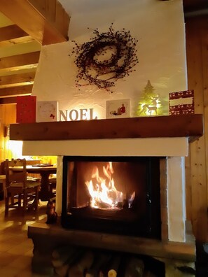 Interior - Chalet Bois de Neige - a family chalet for all seasons (Les Houches)
