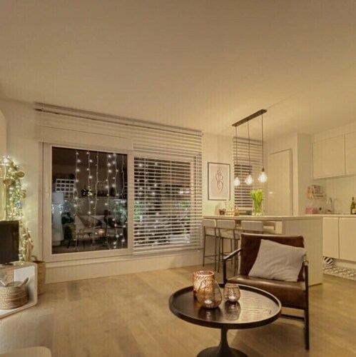 Splendide penthouse pour 4 personnes , 2 belles terrasses ensoleillées. Parking.