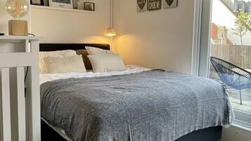 2 bedrooms, free WiFi