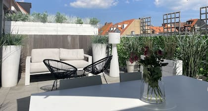 Splendid Penthouse Knokke center for 4 people with 2 large terraces