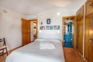 4 Schlafzimmer, Reisekinderbett, kostenloses WLAN