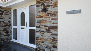 Exterior detail - 4-bedroom bungalow set in a secluded location (Crantock)