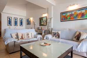 Smart TV - Private, independent villa on the front line, terrace and tranquility (Corralejo)