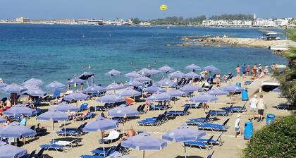 Paradise Gardens 4, WiFi Available, ASK FOR COUPLES RATES