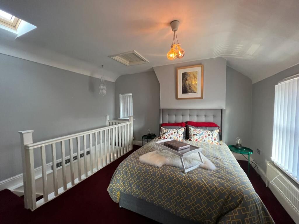 Cosy Townhouse in Waterloo, Liverpool Sleeps 4