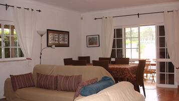 TV, fireplace, DVD player