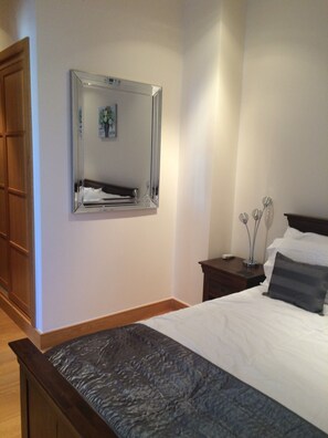 4 Schlafzimmer, Bügeleisen/Bügelbrett, Reisekinderbett, kostenloses WLAN