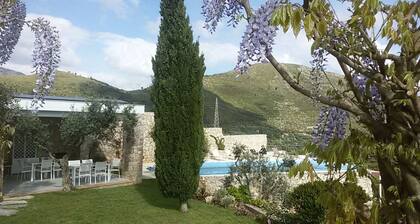 Villa With Private Pool And Sea Views, Peaceful Location,10 Minutes To The Beach
