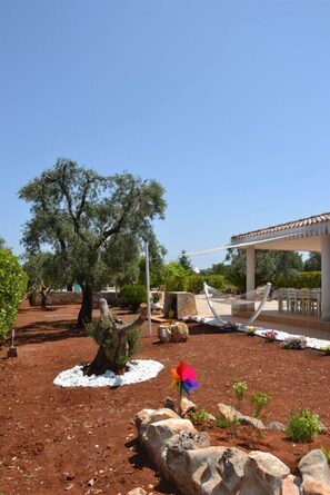 Children's area - Spacious villa,huge private pool,close to Ostuni , Carovigno and the Sea (Carovigno)