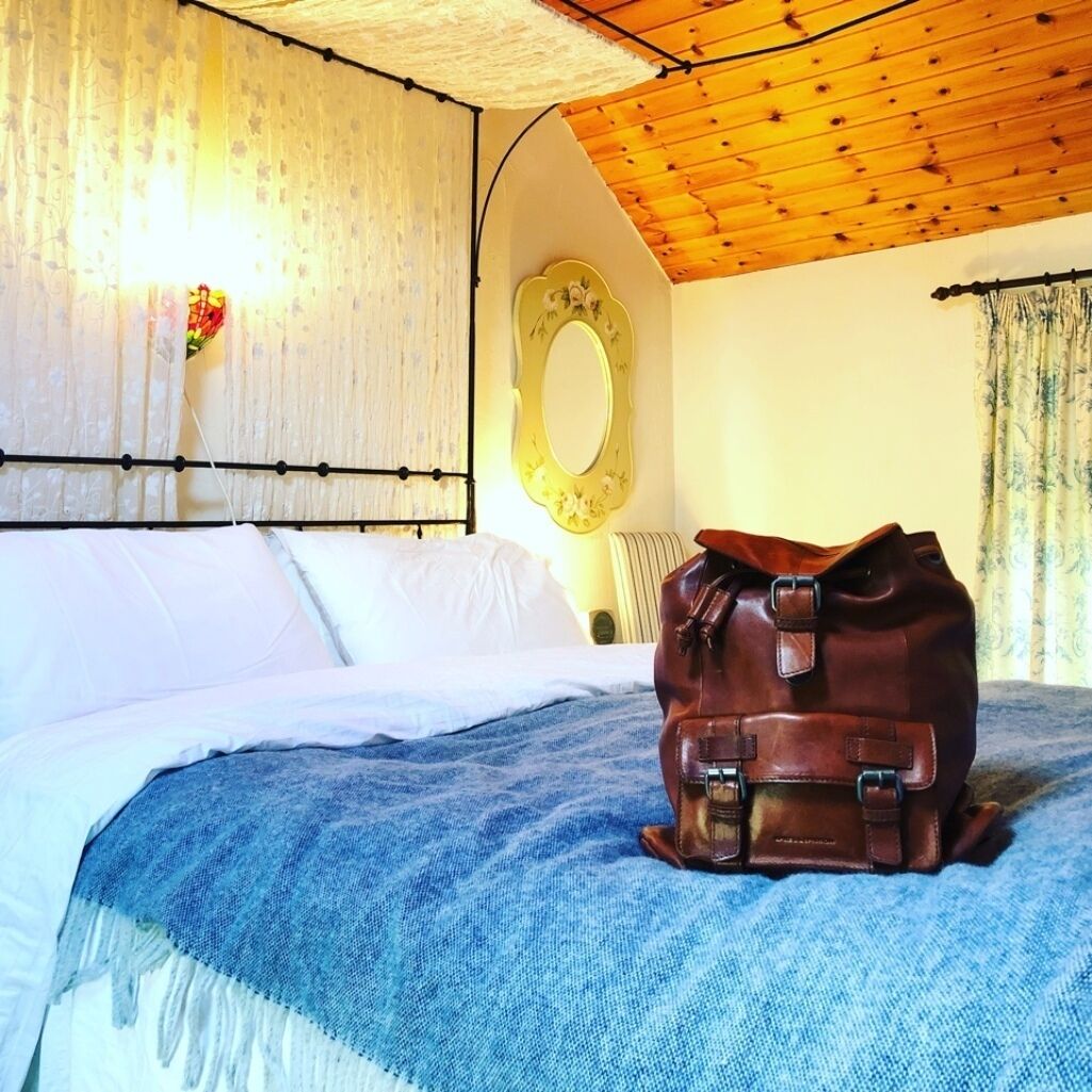   Cosy holiday cottage large private garden nr beach sleeps 6, Wi-Fi , fire pit 