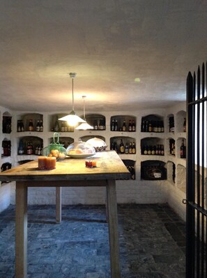 Dining - Beautiful, spacious and comfortable 19th century style house in the countryside. (Glabbeek)