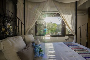 3 bedrooms, iron/ironing board, WiFi, bed sheets - Villa Triteos - 3 bed, 3 bath Stone built villa with private pool in Amazing Setting (Peristerona)