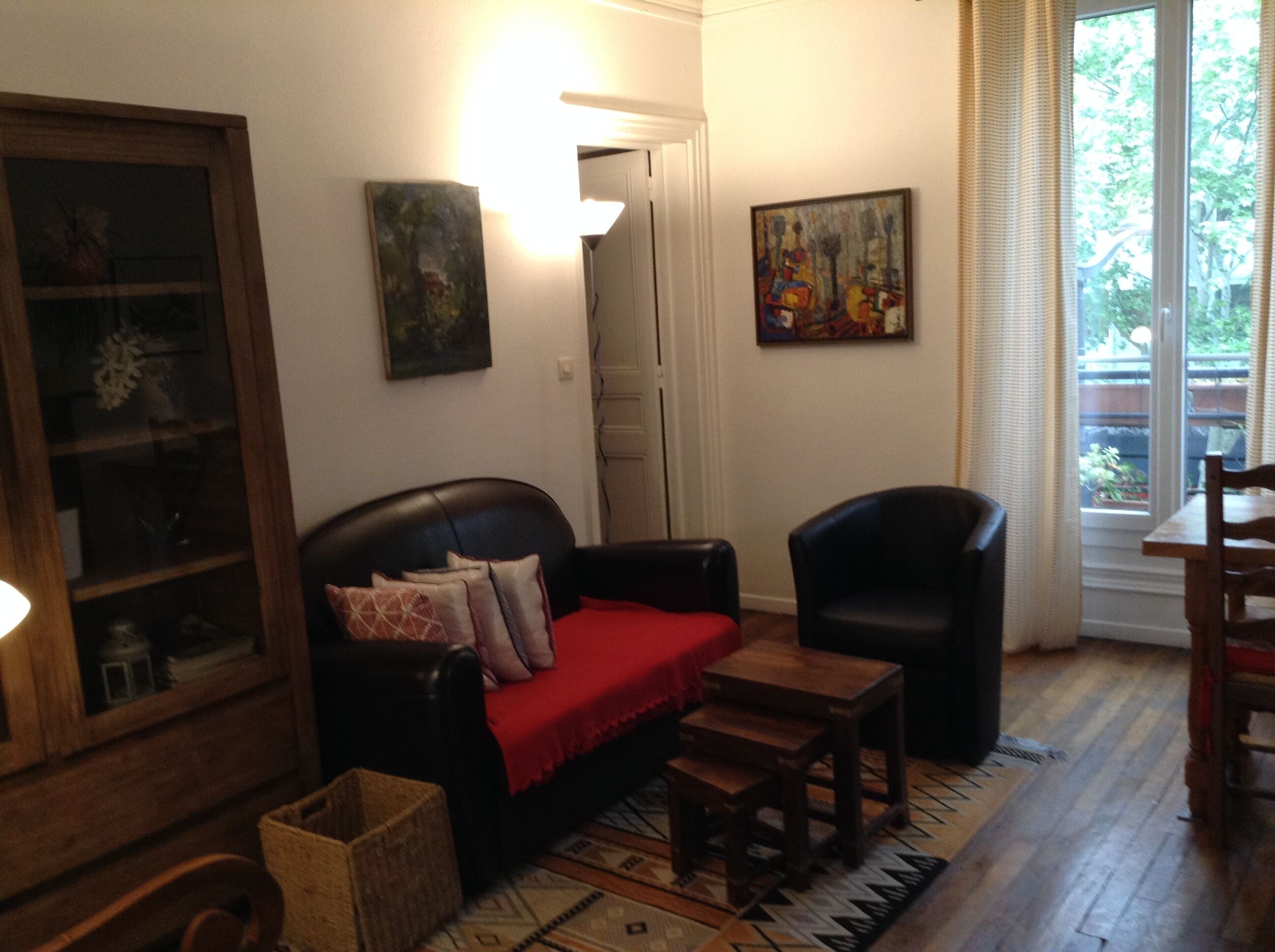 XIXth arrondissement - apartment in a residence, 200m from the metro