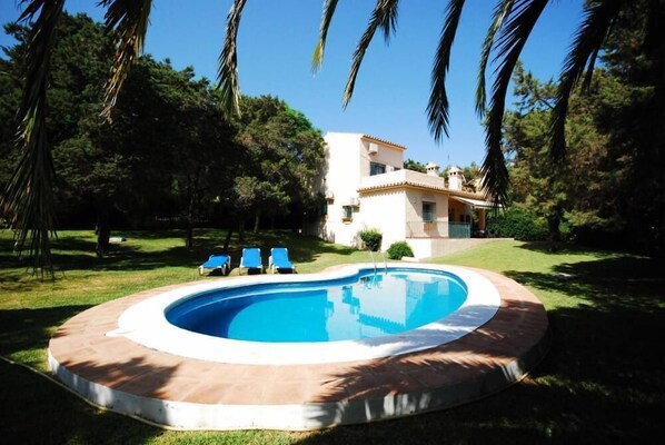 Pool - Beautiful Villa with Private Pool -Costa Del Sol - 24th / or 31st July 2026 (Marbella)