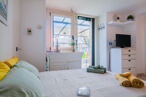 3 slaapkamers, een kluis op de kamer, een strijkplank/strijkijzer