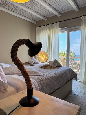 2 Schlafzimmer, Zimmersafe, Schreibtisch, Bügeleisen/Bügelbrett