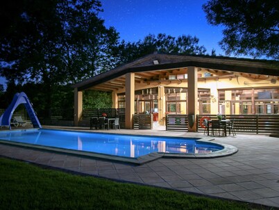 10 Bedrooms Villa|Tennis & Basketball court|Soccer Field|Near Beaches &Barcelona