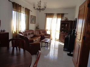 Smart TV - Spacious apartment in villa, with sea view at 100 mt. from Benagil beach (Benagil)