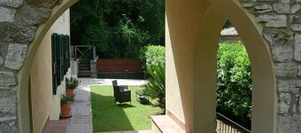 Villa surrounded by greenery a few minutes and in agreement with the Terme di Saturnia