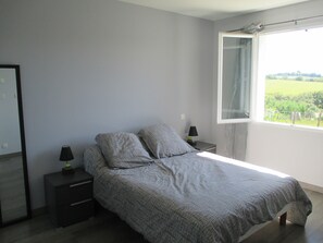 3 habitaciones, tabla de planchar con plancha y wifi gratis 